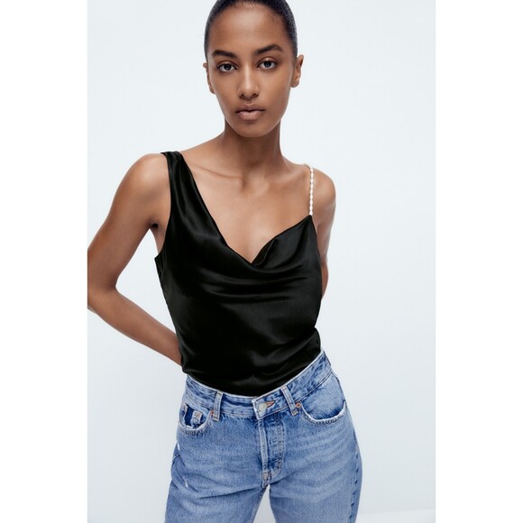 Blue Denim Zara High-Waisted Cropped Fringed Raw Hem Jeans (NWT) - Picture 3 of 10